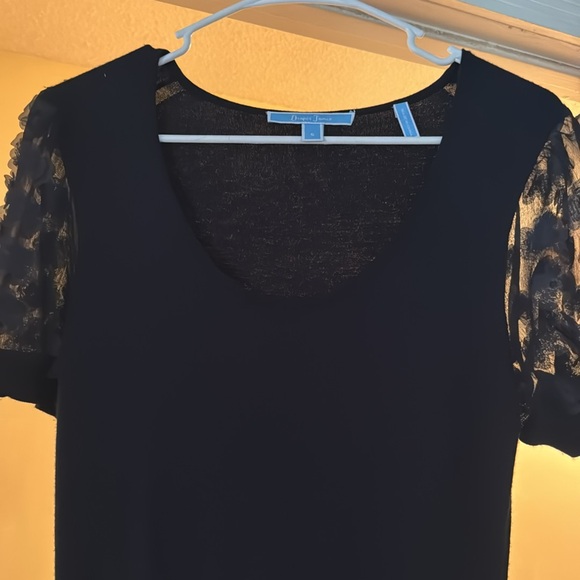 💎 Draper James Fleurette‎ Sweater Dress Navy Sheer Sleeves w. 3D Flowers 💎 - Picture 4 of 4